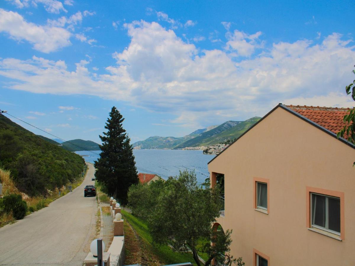 Comfort Apartments Jazina Neum Esterno foto
